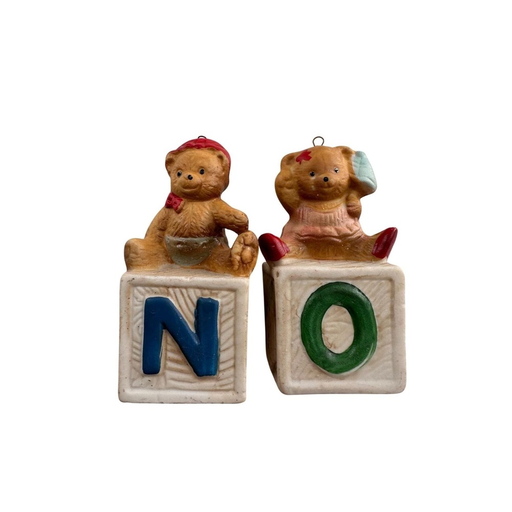 Vintage Noel Bear Figurines On Blocks Christmas Ornaments Set Of 2‎ Porcelain